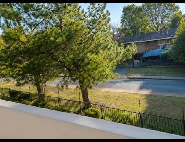 3 BEDROOM APARTMENT FOR SALE IN THREE RIVERS PROPER